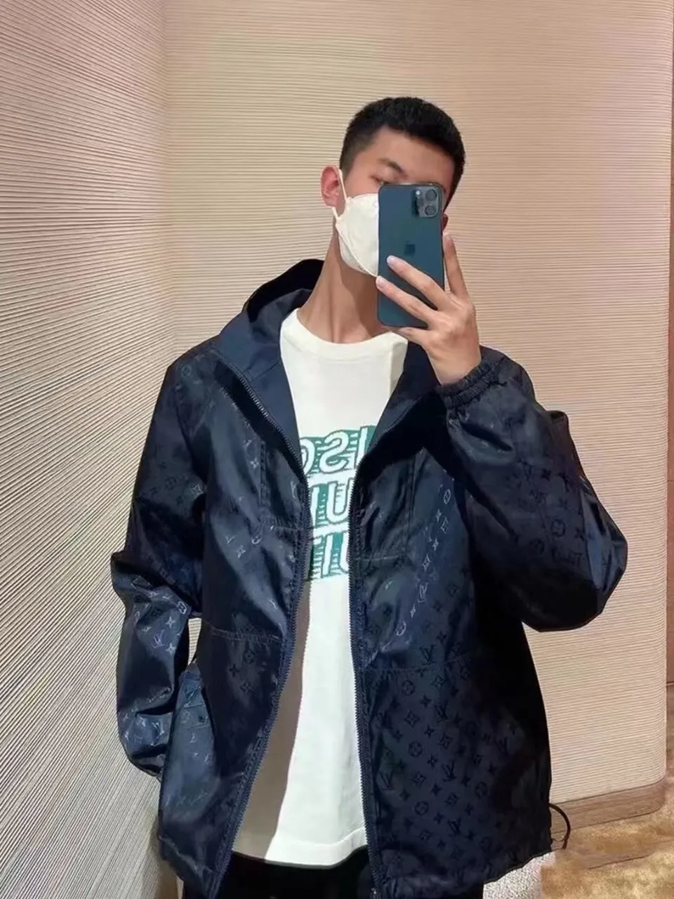 Louis Vuitton/
